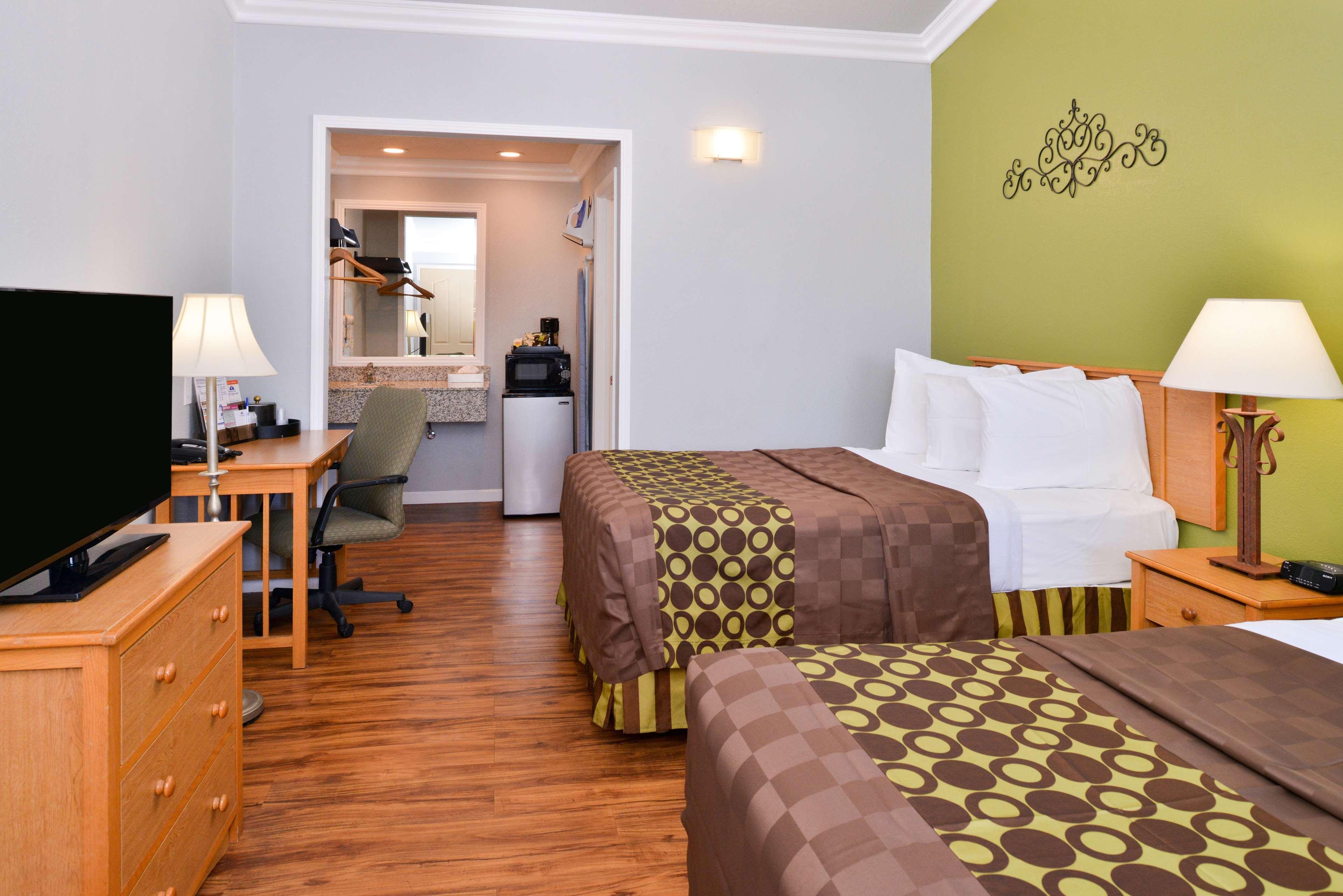 Americas Best Value Inn Los Banos Buitenkant foto