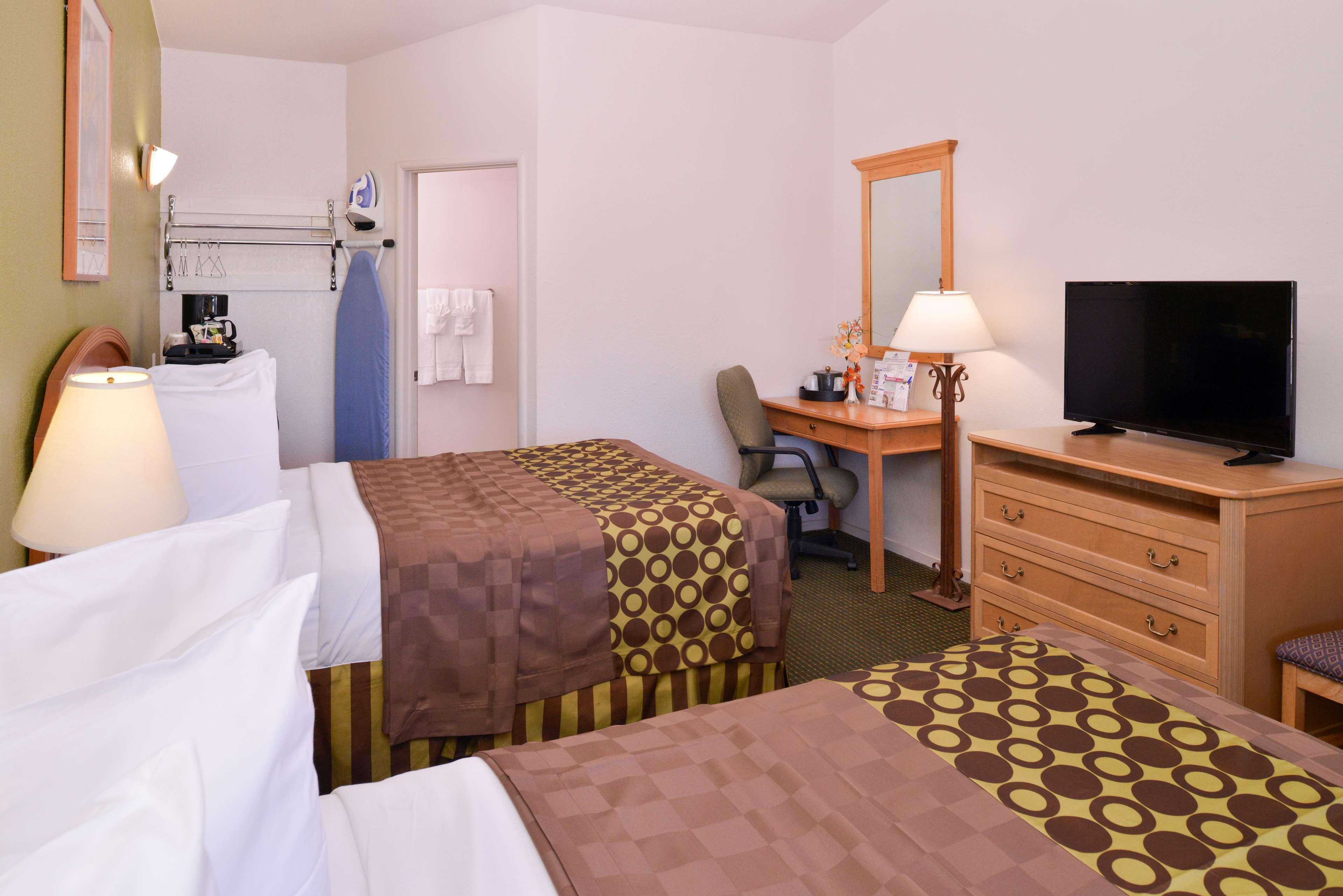 Americas Best Value Inn Los Banos Buitenkant foto