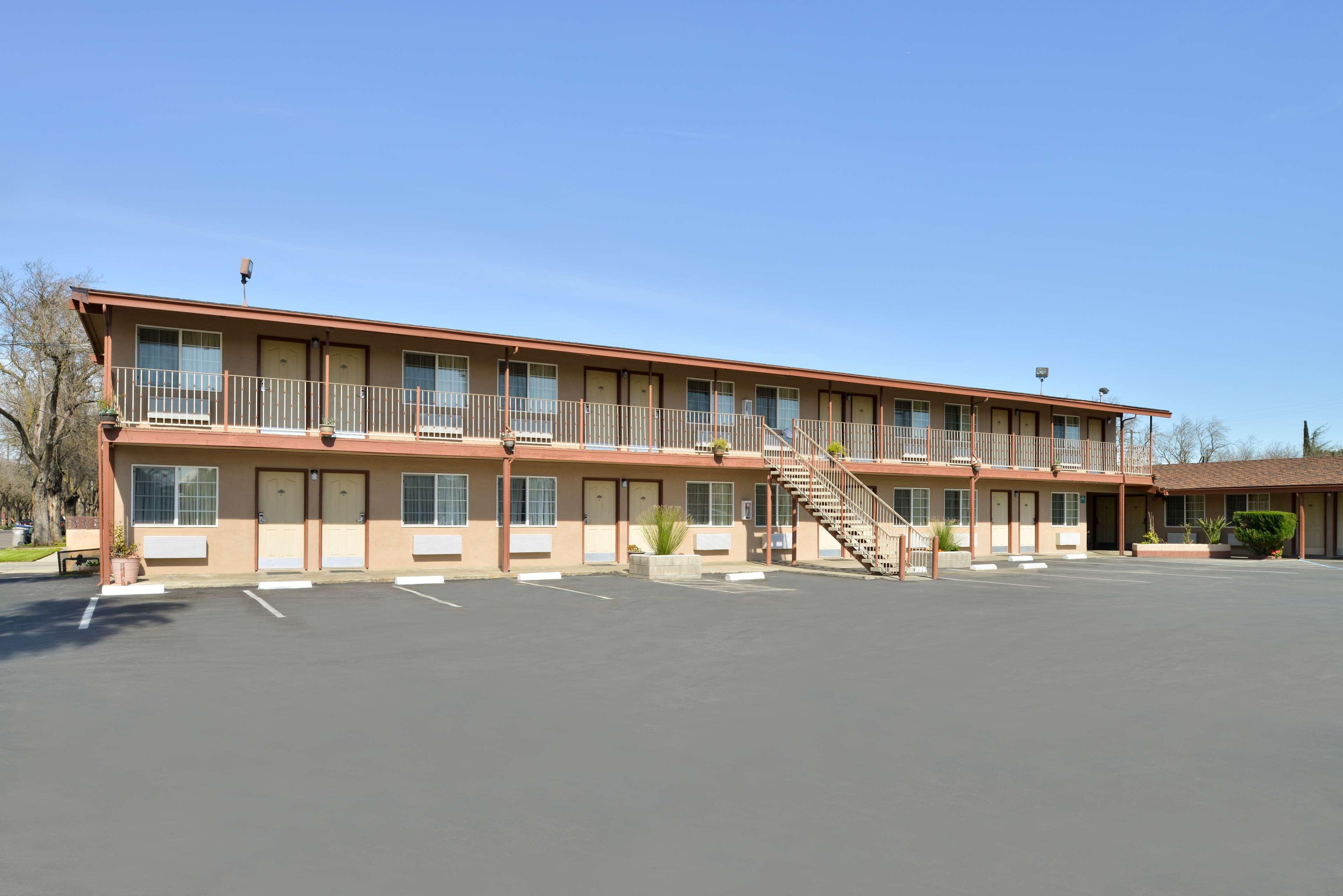 Americas Best Value Inn Los Banos Buitenkant foto
